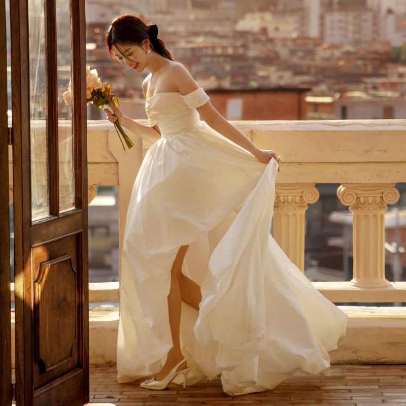 One Shoulder Strapless Simple  - Photography Natural Lighting ulasan dan harga